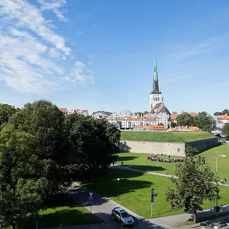 Mere Puiestee Apartment Tallinn